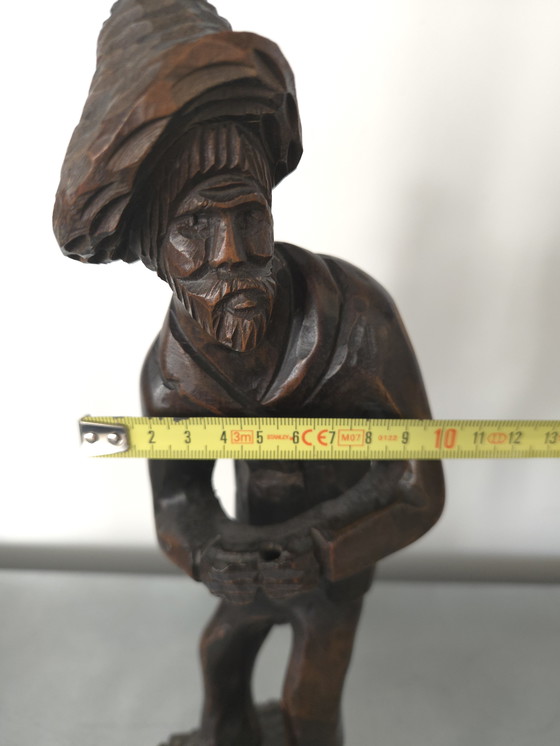 Image 1 of Oosterse man (hout) 