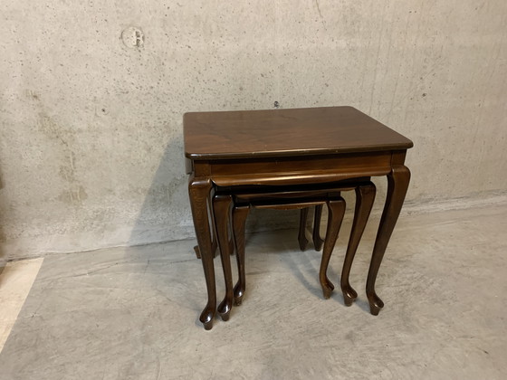 Image 1 of Beistelltischset im Queen-Anne-Stil aus Mahagoni. Mini-Set