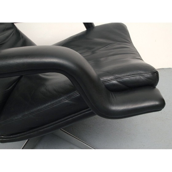 Image 1 of Vintage swivel armchair in leather by Geoffrey Hartcourt for Artifort, Netherlands 1970s