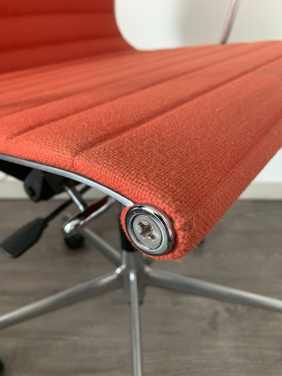 Image 1 of Vitra EA 119 - Groupe Eames Aluminium