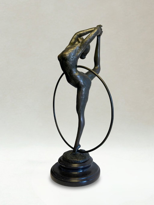 Art-déco-Skulptur – Reifentänzerin – Dekorative Bronze – Signiert P. Collinet – 39 cm