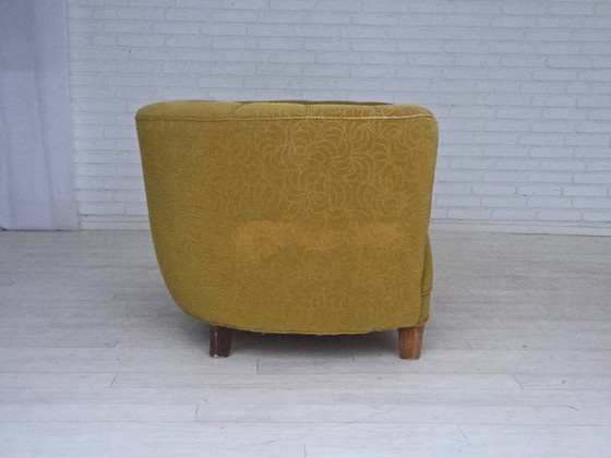 Image 1 of Dänisches 2-Sitzer-Sofa „Banane“ aus den 1960er Jahren, Bezug aus Velours, Buchenholz