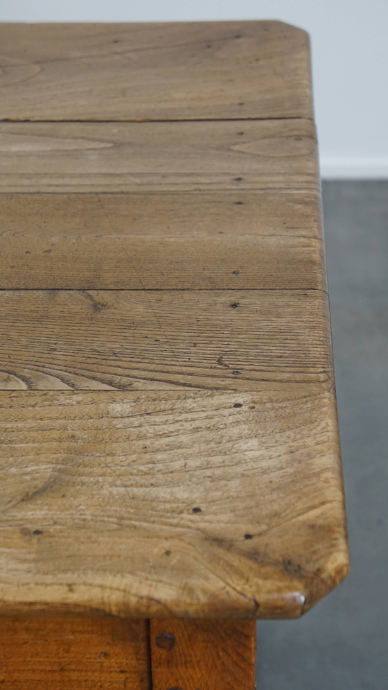 Image 1 of Table à manger/travail à un tiroir de la fin du XVIIIe siècle