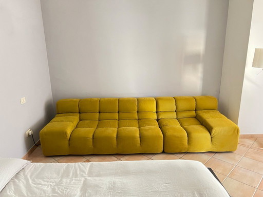 De modulaire bank Tufty–Time van Patricia Urquiola voor B&B.