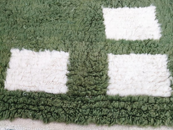 Image 1 of Handwoven Moroccan rug 250cm x 150cm