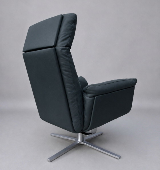 Poltrona FSM Shelby – Pelle color petrolio, design di Georg Appeltshauser – Poltrone relax, Metal, Leather (photo 11 of 15)
