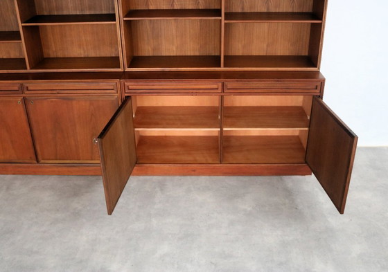 Image 1 of Bibliothèque double suédoise vintage