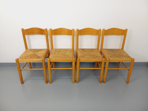 Suite van 4 Vintage Brutalistische stoelen in licht hout en stro uit de jaren 70 en 80