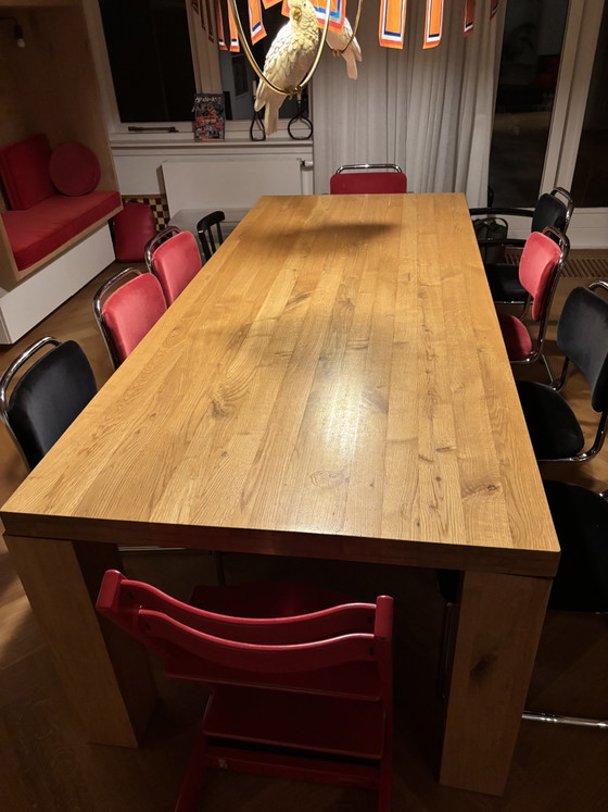 Image 1 of Beautiful Oak Dining Table