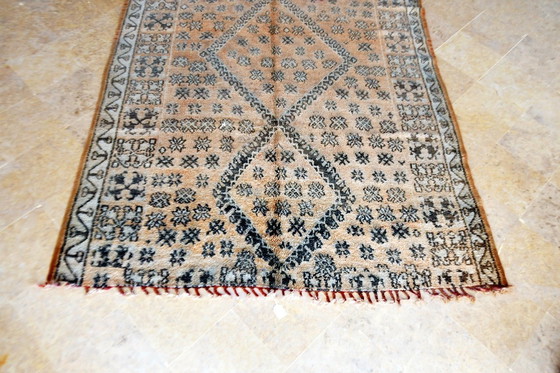 Image 1 of Tapis vintage Zemmour - 307 x 187 cm | Beige & Black