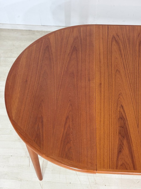 Danish Design Teak Round Dining Table - Extendable / Teak Dining Table / Mid Century Teak Table / – Wood (photo 11 of 18)