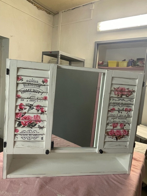 Shabby Chic Mirror Cabinet with Rose Motif, Vintage Unique Piece, Storage cabinet, Wood, Multi Color (photo 6 of 7)