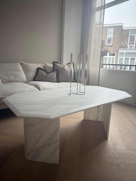 Image 1 of Italiaans carrara marmeren salontafel 