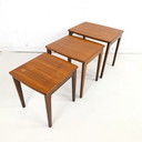 Vintage mimiset nesting tables Deens design teakhout