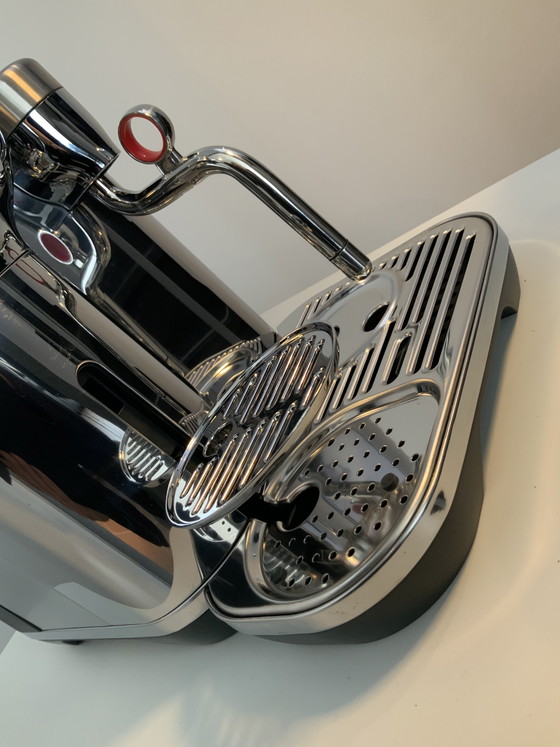 Image 1 of Nespresso Sage Vertuo Creatista – Milchaufschäumer defekt