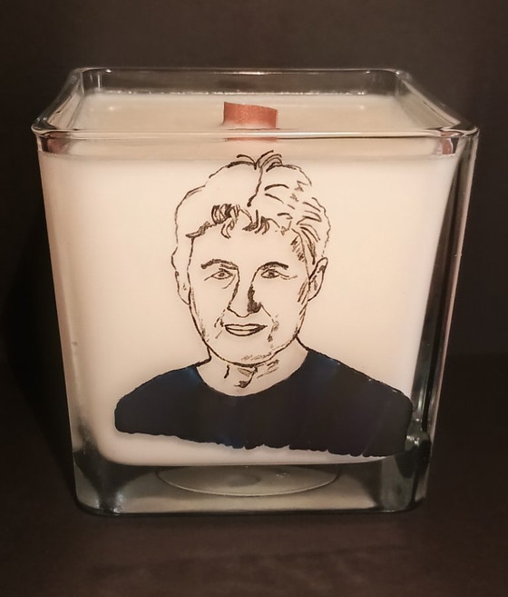 Marilyn Monroe · Sammlerstück 1/1 Handbemalte funktionale Kerze – Glaskunst, Glass (photo 4 of 6)