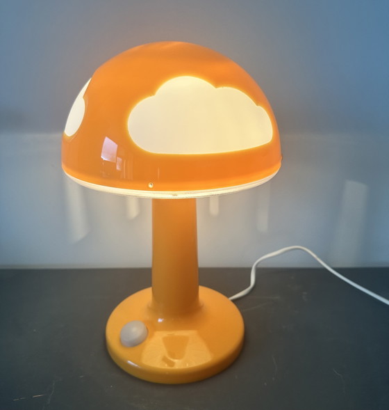 Image 1 of Lampada da tavolo vintage IKEA SKOJIG a forma di fungo – arancione con nuvole bianche