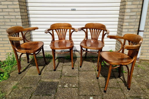 4 Sillas de madera curvada ZPM Radomsko (Thonet) Vintage