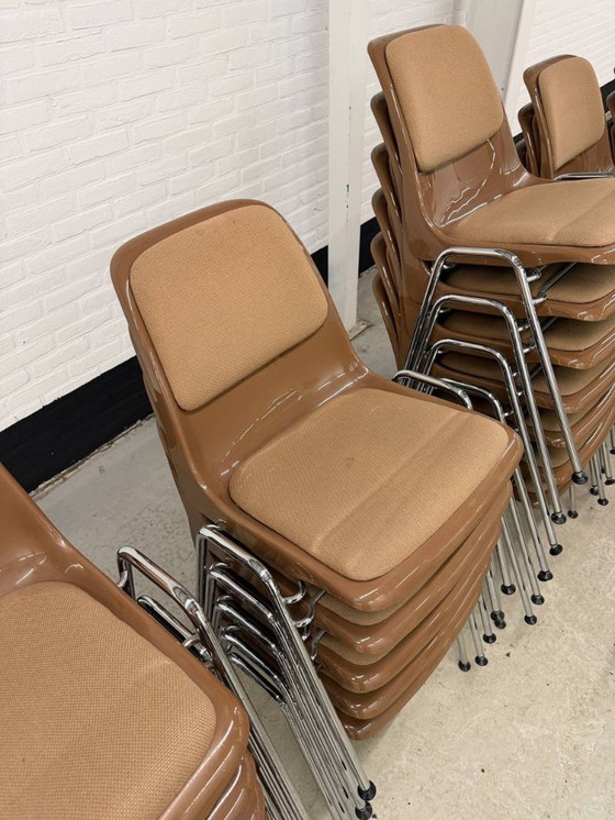 Image 1 of 32 sedie impilabili vintage Drabert