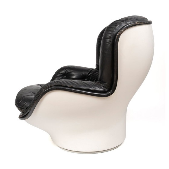 Poltrona «Karaté» e pouf di Michel Cadestin per Airborne, c.1970 – Sedie e poltrone, Leather, Fiberglass (photo 5 of 12)