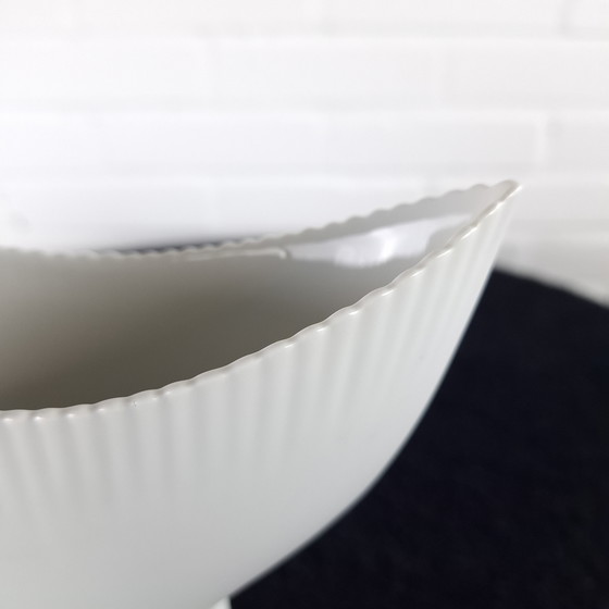 Image 1 of Vintage Tapio Wirkkala Shark Tooth Vase white earthenware Rosenthal