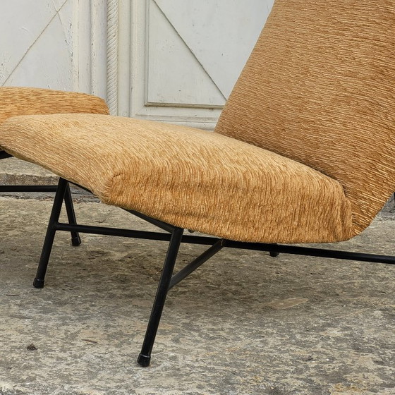 Image 1 of Een paar Geneviève Dangles fauteuils voor Burov