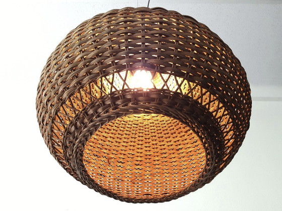 Image 1 of Magnifique suspension en rotin, suspension style Mid-Century Modern, lampe de table vintage