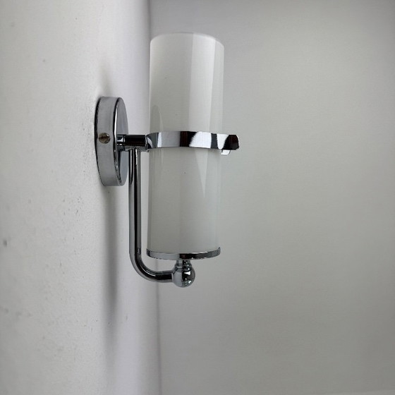 Image 1 of COPPIA DI APPLIQUE VINTAGE "DELMAS" IN OPALINE