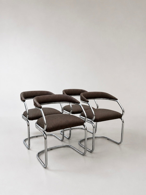 Lot de 4 chaises de salle à manger vintage à structure tubulaire – Stoppino, Chrome, Mid Century Modern (photo 2 of 10)