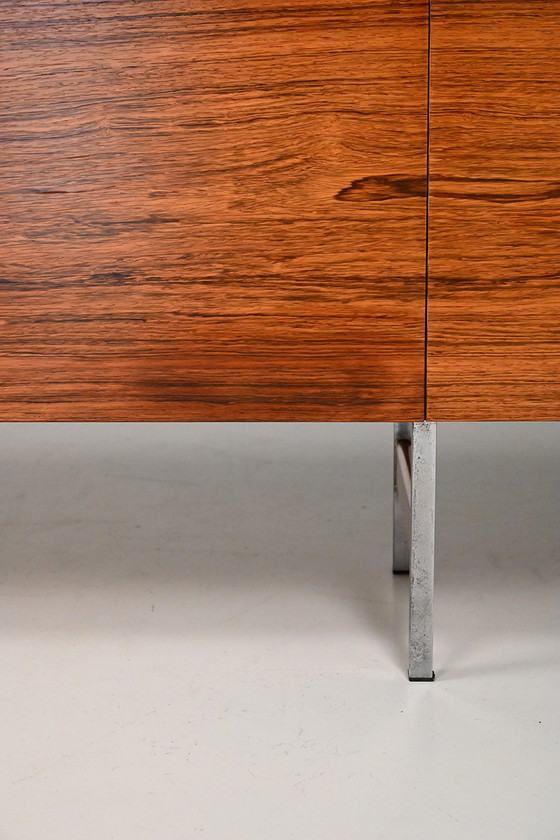 Image 1 of Zeer groot palissander dressoir