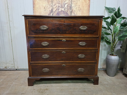 Antike englische Kommode, Kommode, hinter der obersten Schublade befindet sich ein Schreibfach ca. 1860 Abmessung 120x49 und 115