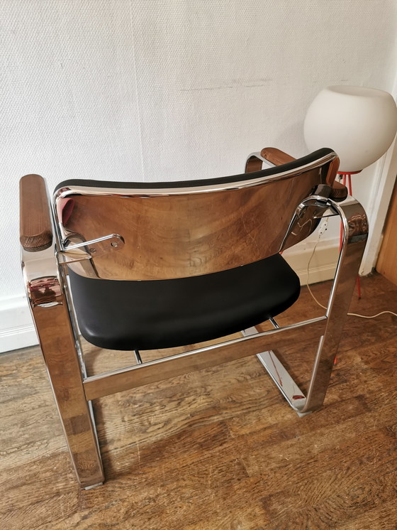 Image 1 of Eero AARNIO uitvoerend voorzitter