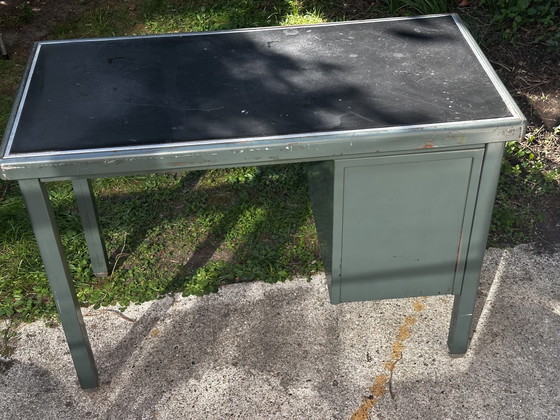Scrivania compatta industriale vintage in metallo verde – Anni '50 – Scrivanie (photo 8 of 15)