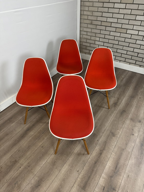 Image 1 of VITRA DSW upholstered