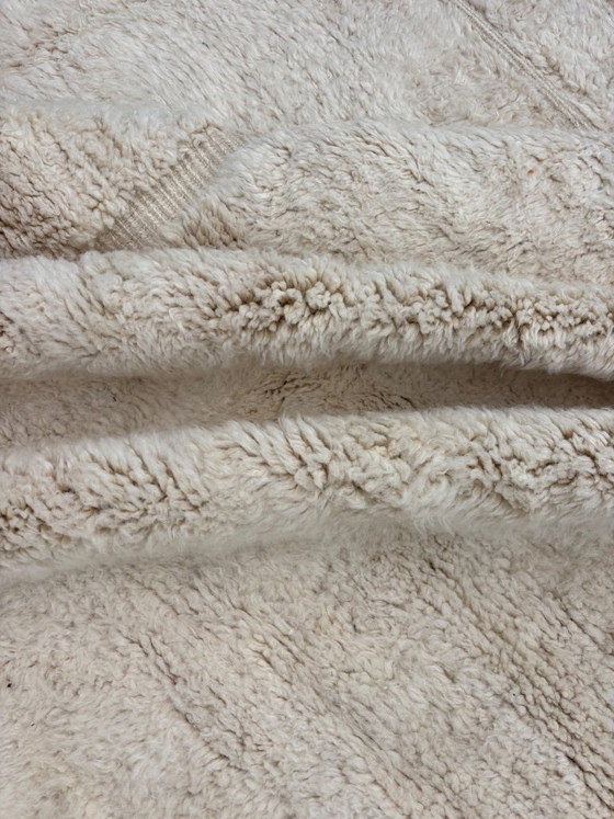 Image 1 of Großer marokkanischer Beni Ouarain Teppich – 280 x 410 cm – Handgefertigter minimalistischer Wollteppich in Natur-Elfenbein