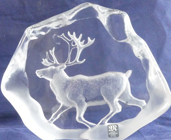 Image 1 of Mats Jonasson Renne en cristal de plomb Paperweight ow4AEB