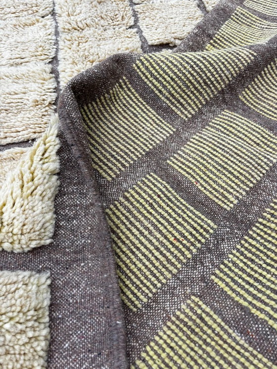 Image 1 of Moroccan Mrirt Wh Wool Rug 200x300cm - Berber Moroccan Modern Carpet