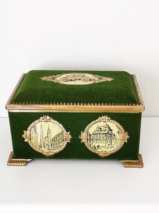 Gottfried Wicklein, lata de chocolate/galletas