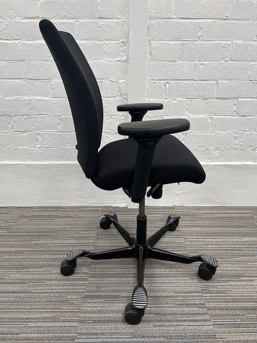 Hag 04 Desk Chair