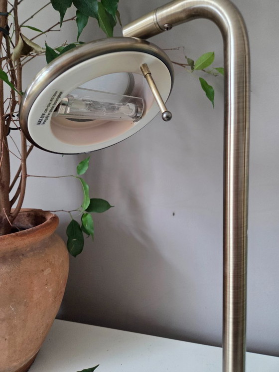 Image 1 of Lampe de table vintage iconique à deux bras, conçue par le célèbre designer néerlandais Jan des Bouvrie