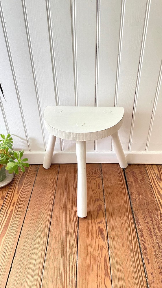Image 1 of TABOURET Tripod White VINTAGE