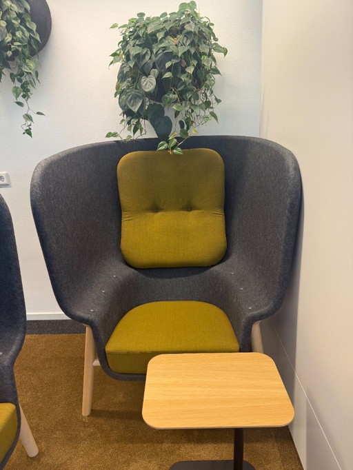 De Vorm Pod Privacy fauteuil (2) + De Vorm MG1 sidetable (2)