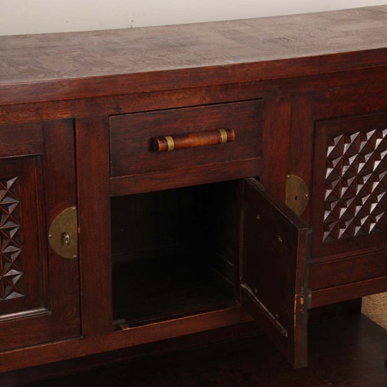 Image 1 of Credenza in rovere e ottone, lavorazione bretone degli anni '40