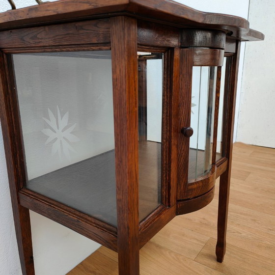 Image 1 of Meuble à thé/meuble d'appoint ancien avec plateau amovible.