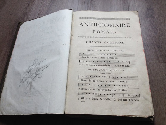 Image 1 of Libro antifonario romano del 1864