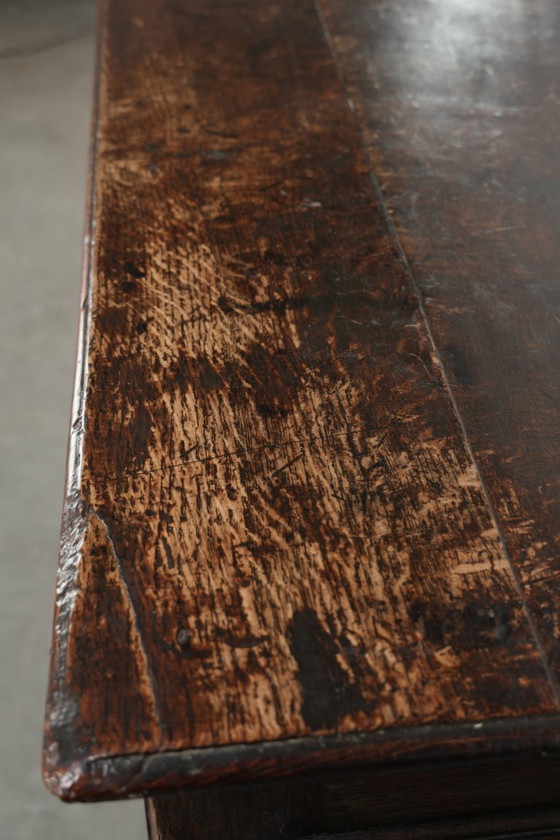 Image 1 of Large English antique oak sideboard/dresser with 3 working drawers from the early 18th century with a beautiful patina