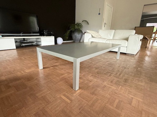 Table basse de la marque de design italienne MDF Italia