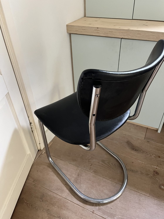 Image 1 of Gebroeders de Wit 2011 bruisframe stoel negro leer 