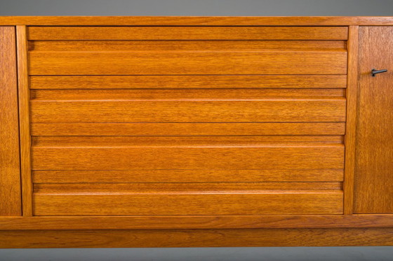 Image 1 of Mid-Century Duits teakhouten dressoir, jaren 60