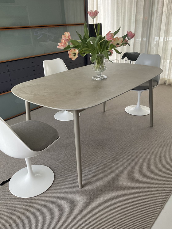 Image 1 of Kingston uitschuifbare eetkamertafel  van 160cm / 230 cm in Keramiek